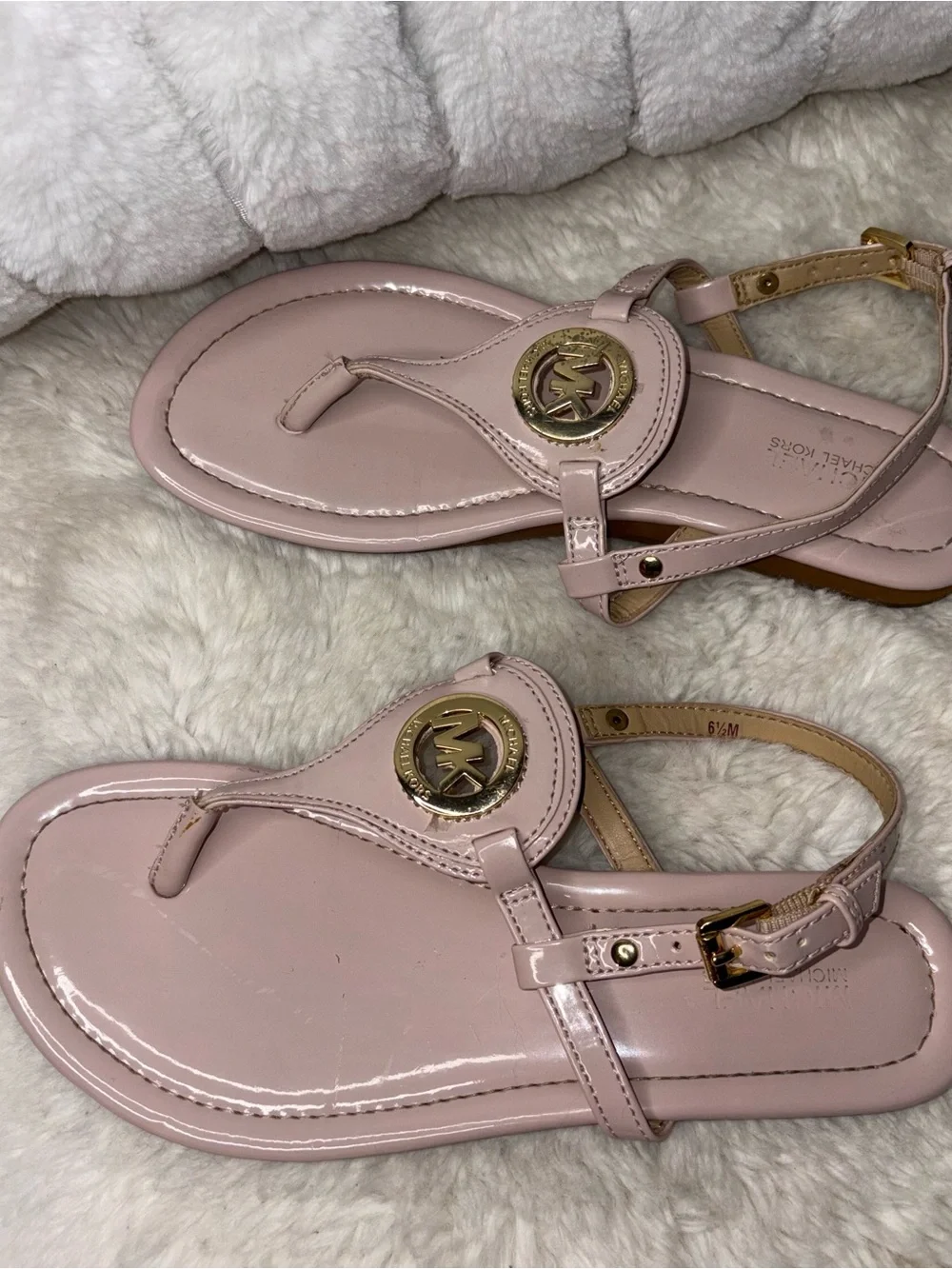 Michael Kors Blush Pink Patent Thong Sandals with Gold MK Logo | Women’s 6.5M